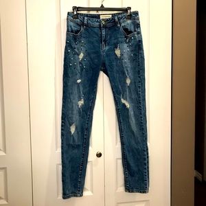 Reserved from Europe size 36, fits like size 26